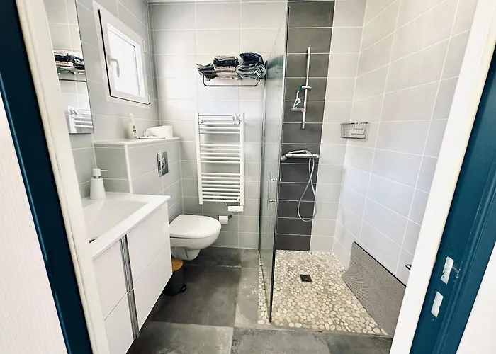 Coefficient 65 - Emplacement Parfait, Calme Et Propre Villa